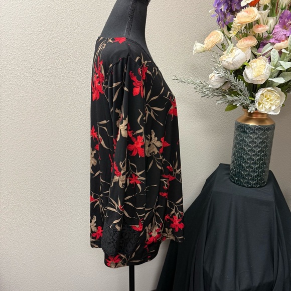 Catherines Floral Lace Trim Blouse OX 14/16W Black Red Beige Stretchy Top - Picture 5 of 8